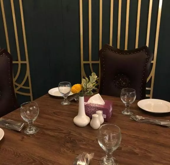 Rt Grace Royal Taj Hotel Sukkur