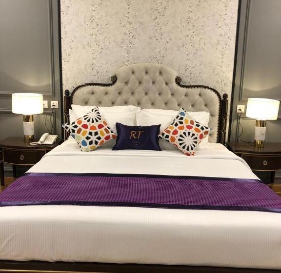 Rt Grace Royal Taj Hotel Sukkur