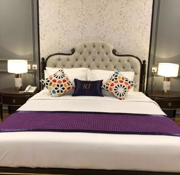 Rt Grace Royal Taj Hotel Sukkur