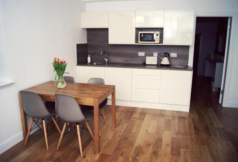 צימר Boat House Super Suites