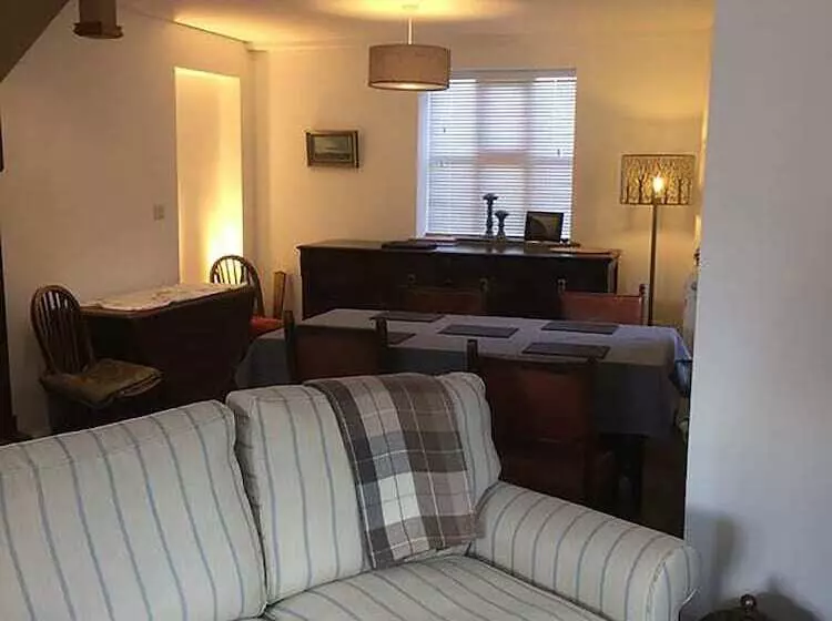 Aamiaismajoitus (B&B) Top House