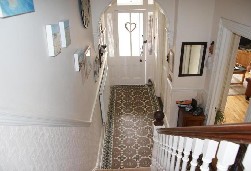 Blue Sky Bed And Breakfast