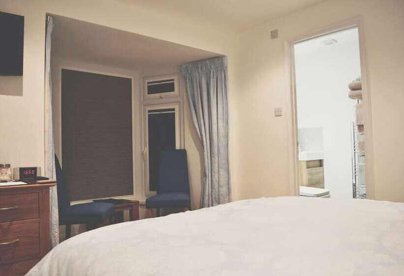 Count House Cottage B&b   Adults Only