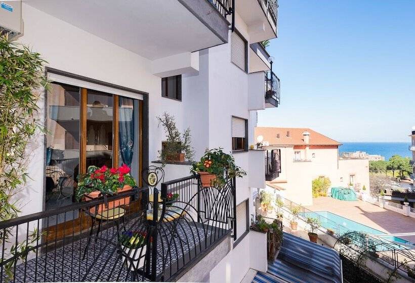 Giga Mare Apartments