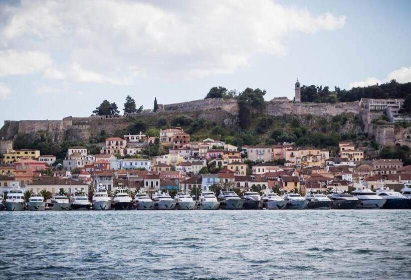 Hotel Acronafplia Pension A