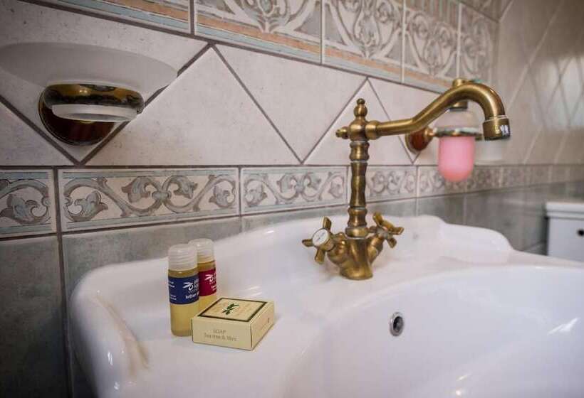 Hotel Acronafplia Pension A