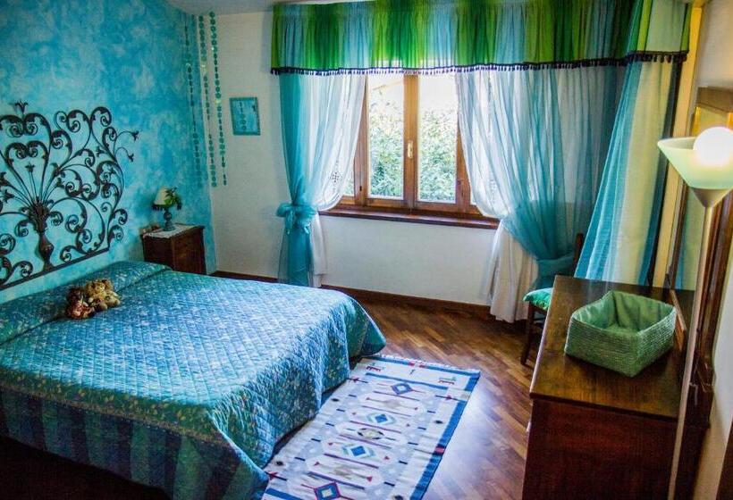 בית מלון כפרי Ai Due Pini B&b