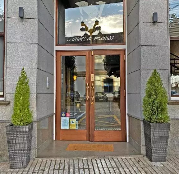 ホテル Condes De Lemos España