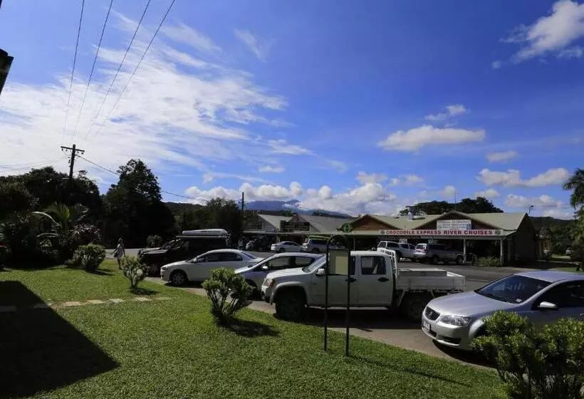 Hotelli Daintree Riverview Lodges