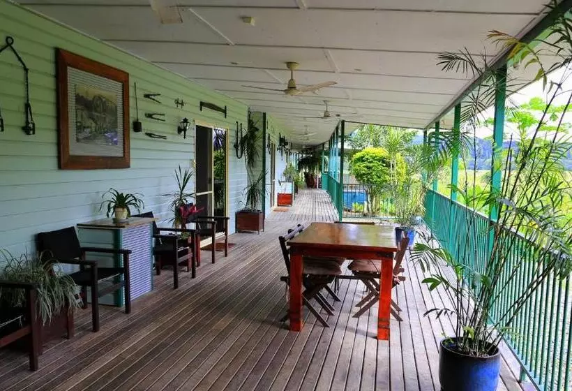Hotelli Daintree Riverview Lodges