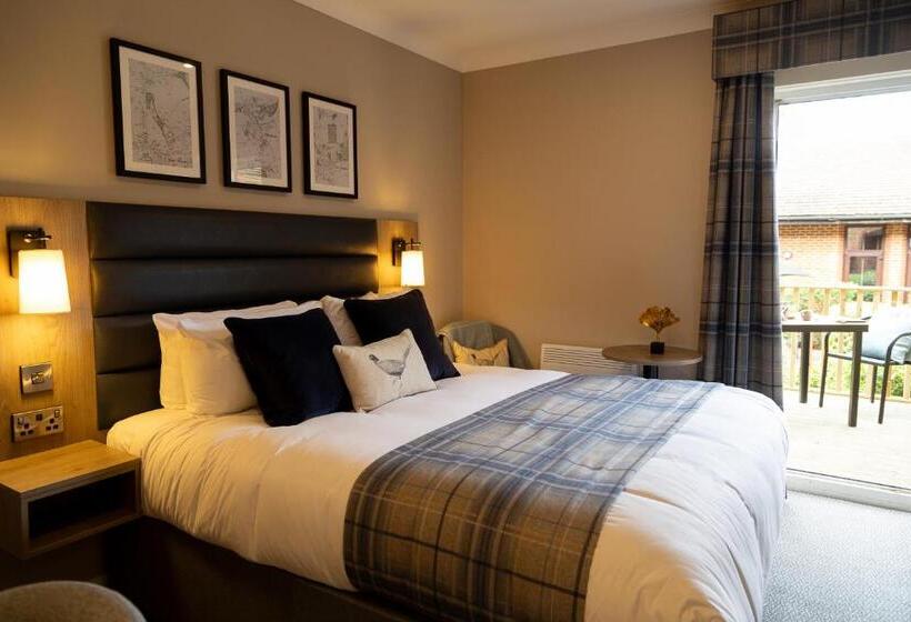 בית מלון כפרי De Vere Horsley Estate