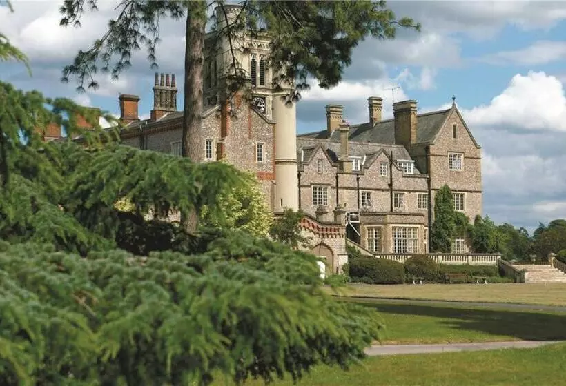ホテル De Vere Horsley Estate