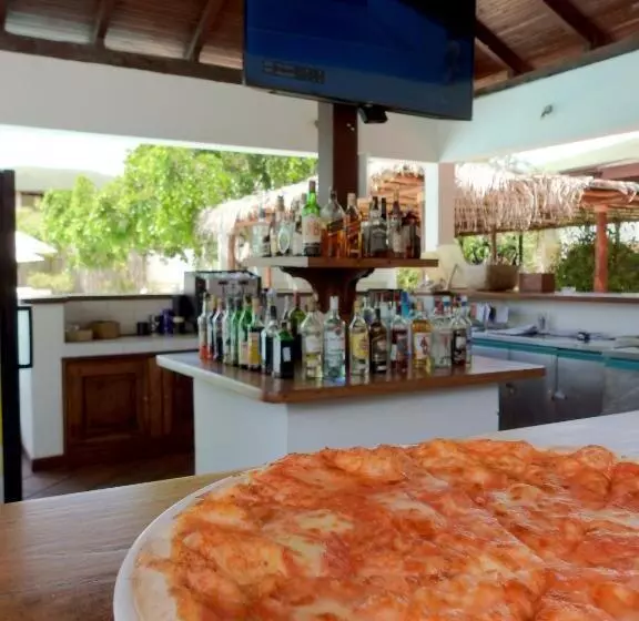 هتل Gecko Resort