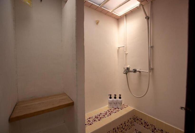 هتل Guesthouse Bon