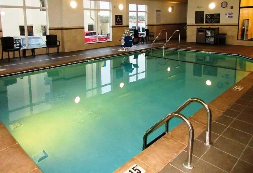 Hotelli Mainstay Suites