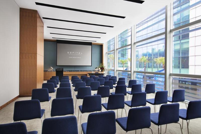 호텔 Sofitel Sydney Darling Harbour