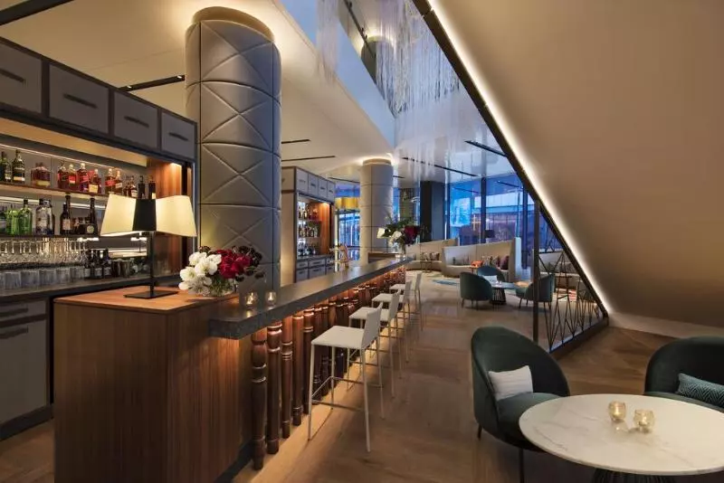 ホテル Sofitel Sydney Darling Harbour