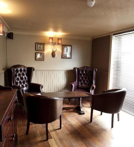 酒店 The Crown Inn