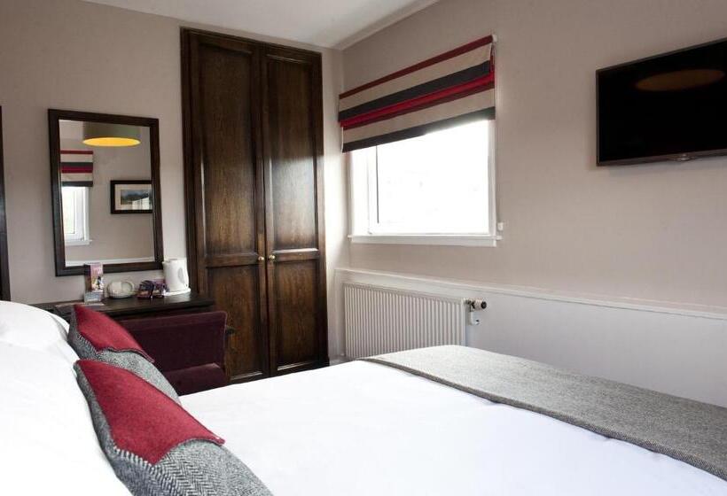 酒店 The Crown Inn