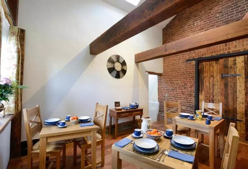 Old Field Barn Luxury B & B