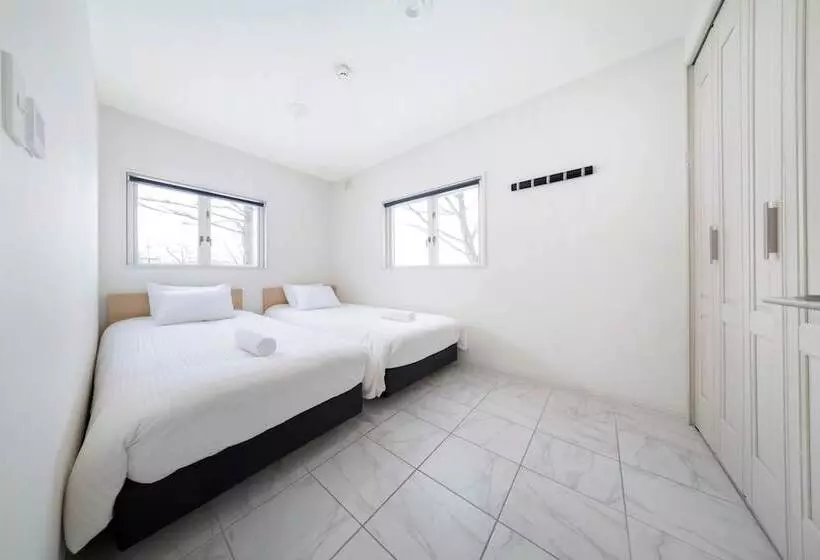 Powdersuites By The Hakuba Collection