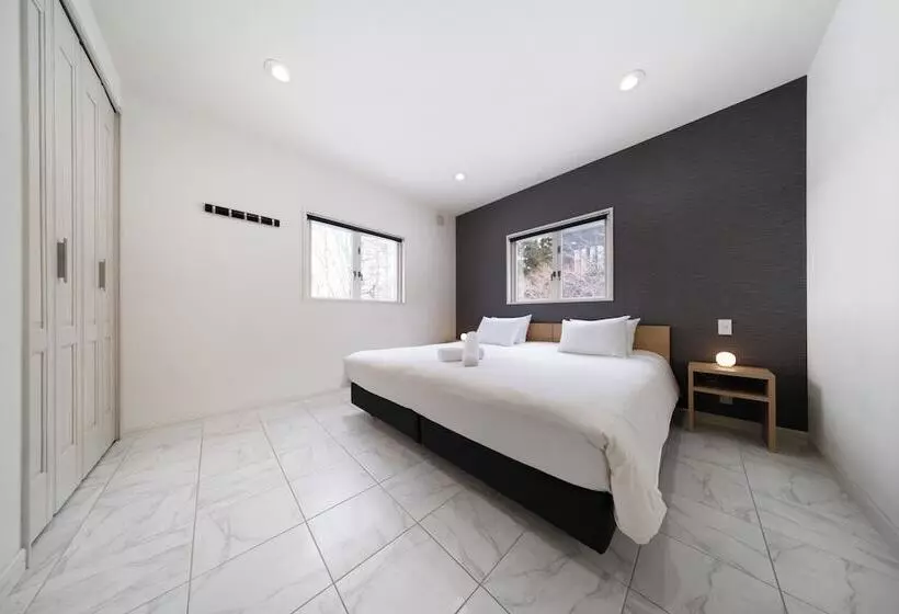 Powdersuites By The Hakuba Collection