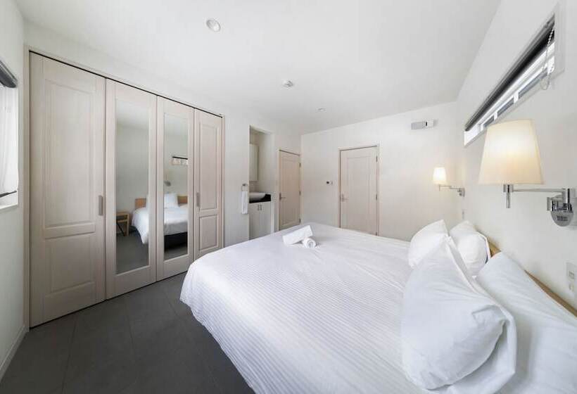 Powdersuites By The Hakuba Collection