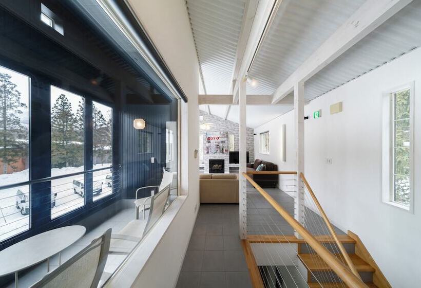 Powdersuites By The Hakuba Collection