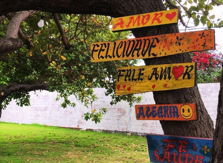 호스텔 Pousada Girassol