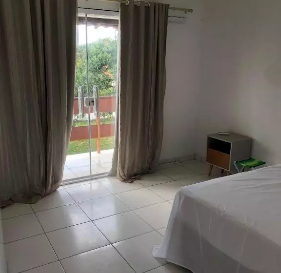 Retkeilymaja Pousada Girassol