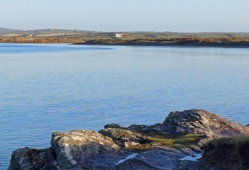 Bed and Breakfast The Beach House