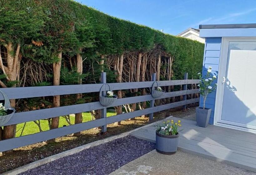 Bed and Breakfast The Beach House