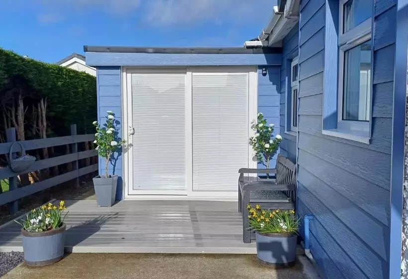 Aamiaismajoitus (B&B) The Beach House