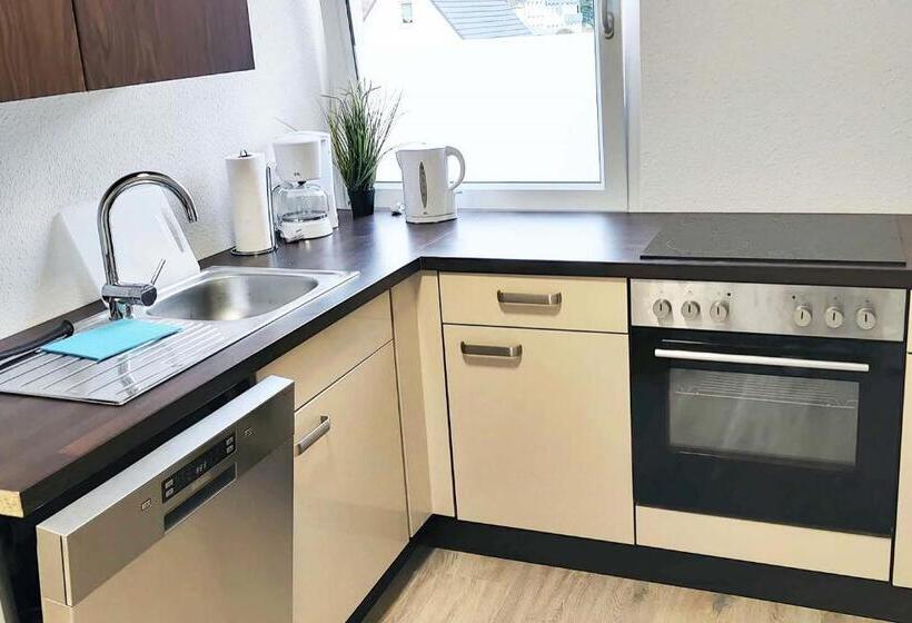 Dwk: Monteurhaus Bei Neuwied