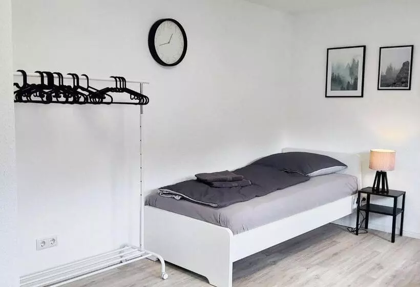 Dwk: Monteurhaus Bei Neuwied