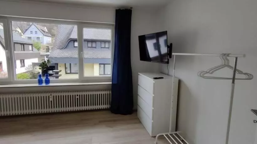 Dwk: Monteurhaus Bei Neuwied