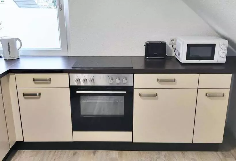 Dwk: Monteurhaus Bei Neuwied