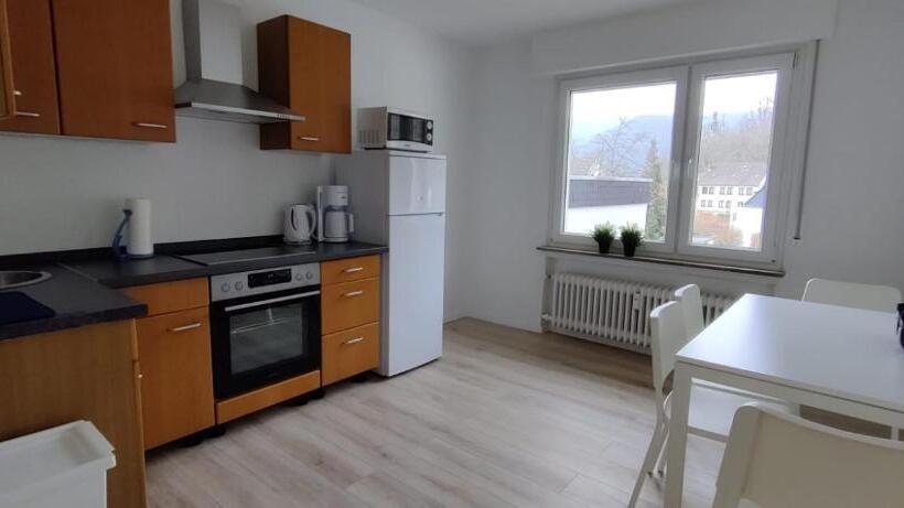 Dwk: Monteurhaus Bei Neuwied