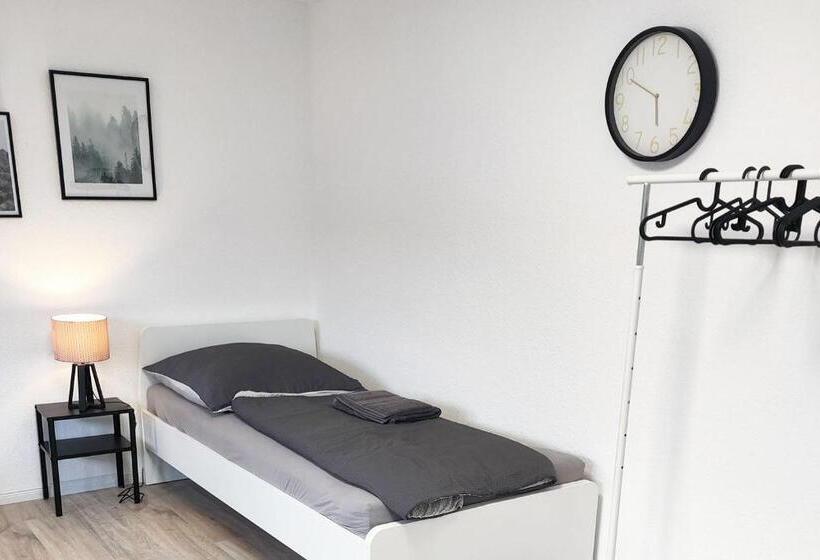 Dwk: Monteurhaus Bei Neuwied