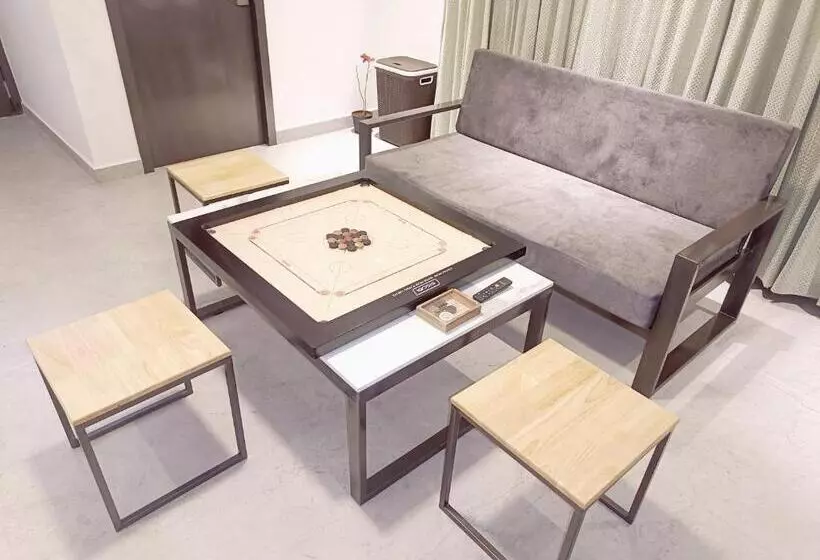 Hotelli Devaki Resort