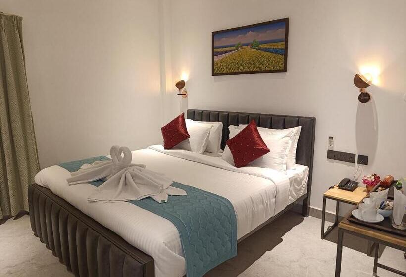 בית מלון כפרי Devaki Resort