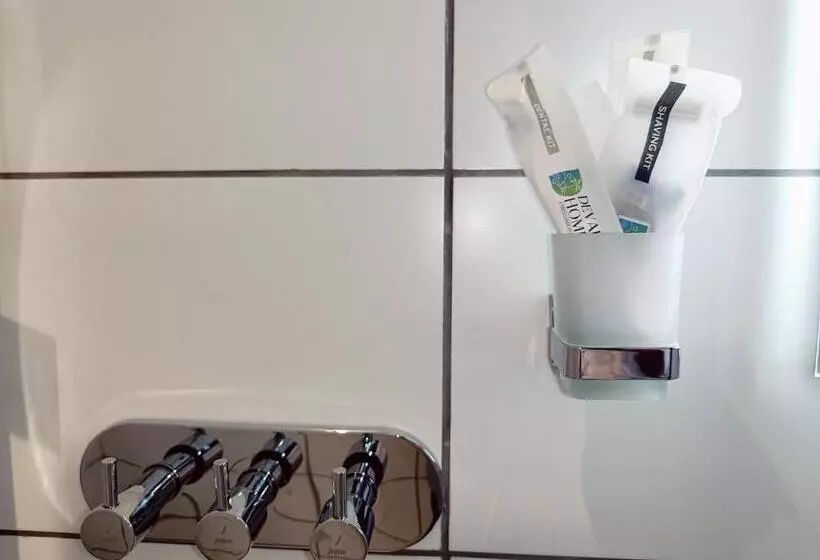 Hotelli Devaki Resort