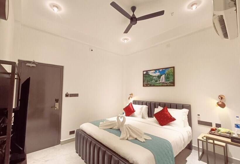 בית מלון כפרי Devaki Resort