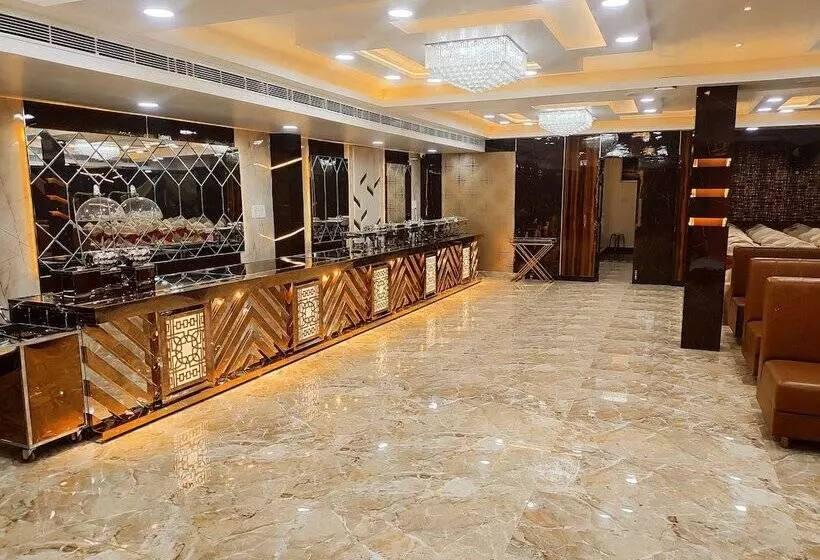 ホテル Jvs Palace