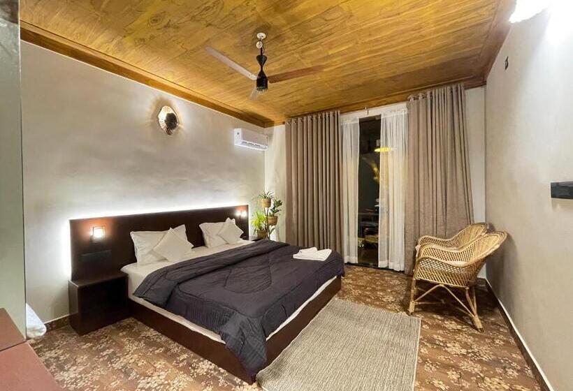 Hotel Panchavadi Farmstay Thekkady