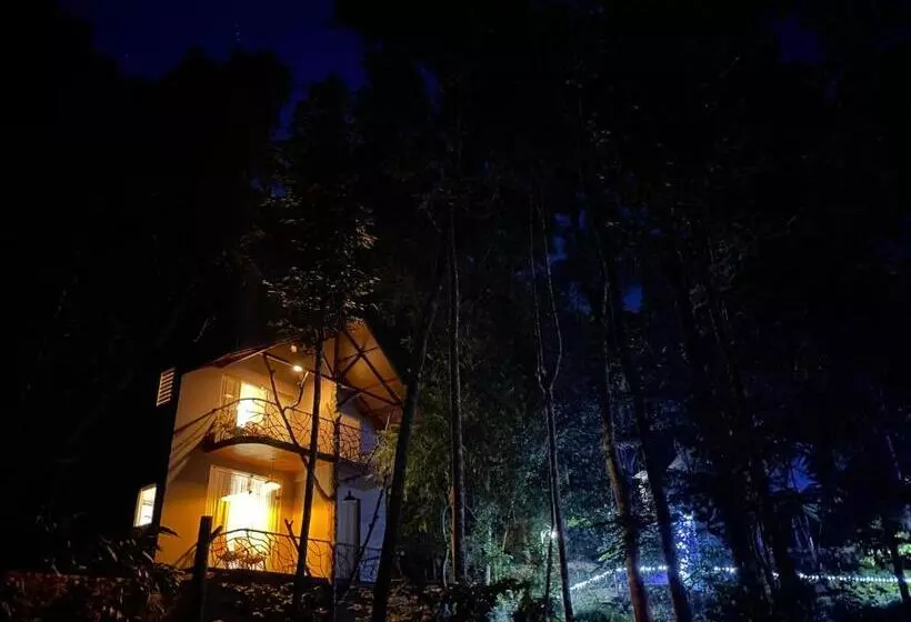 Hotelli Panchavadi Farmstay Thekkady