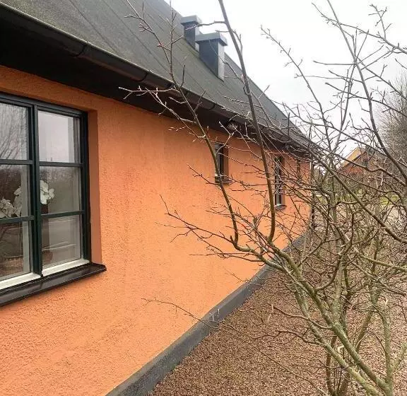 ホテル Wisteria österlen