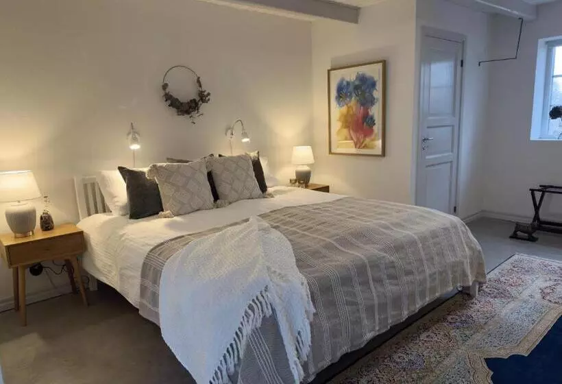 ホテル Wisteria österlen