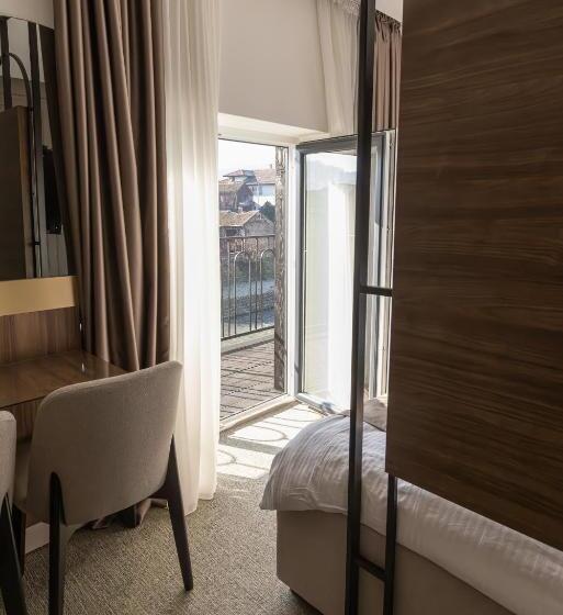 مُتل Riva Sleep & Chill