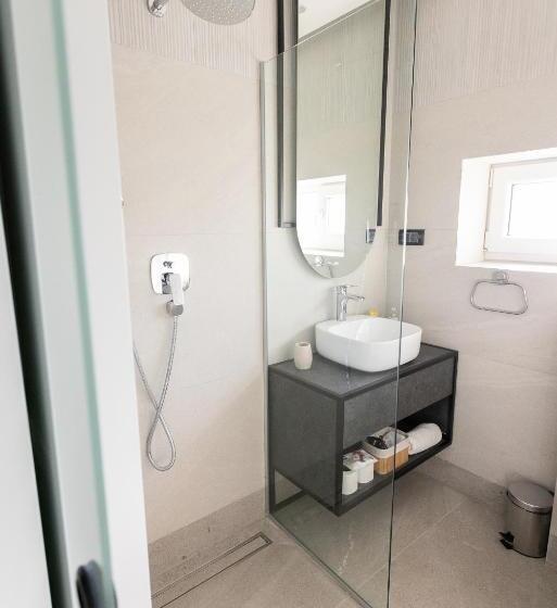 مُتل Riva Sleep & Chill